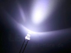 3mm Blink LED Wei 10000mcd 30 selbstblinkend 1,8-2,3Hz