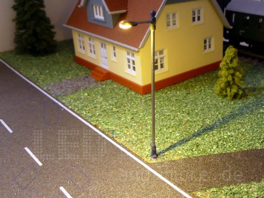 Günstige Laternen für die Modellbahnanlage  - Günstige Laternen für die Modellbahnanlage 