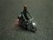 Modell Figur Fahrradfahrer mit Schal und LED Beleuchtung Spur H0