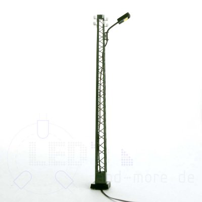 Gittermast Leuchte Lampe LED warmweiß mit Isolatoren (Ostalgie)