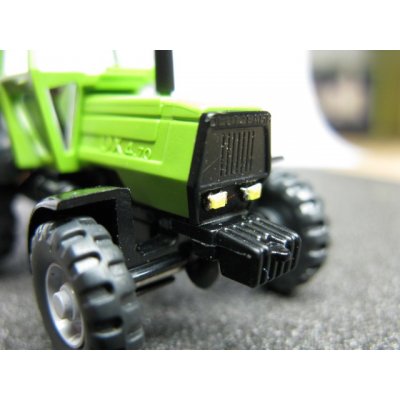 Modell Figur Traktor Deutz Fahr Trecker LED Beleuchtung Spur H0