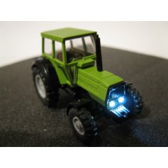Modell Figur Traktor Deutz Fahr Trecker LED Beleuchtung...