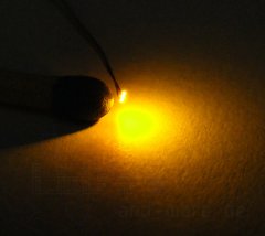 SMD LED mit Anschlussdraht 0201 Gelb 30mcd 135°