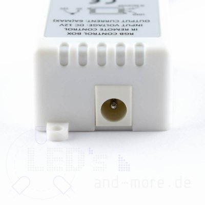 Kleiner RGB Controller für LED-Stripes mit Fernbedienung IR