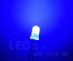 LED 5mm Diffus / Matt Blau farbiges Gehäuse 2300 mcd...