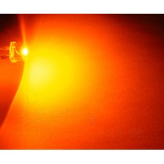 0,5 W Ultrahelles 8mm Flachkopf LED Orange 20 Lm 140°